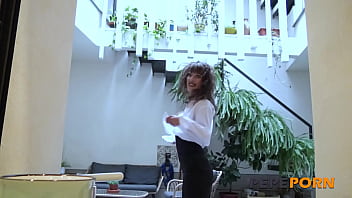 Sex lessons from a divorced mother milf lydia fucks a young man rimming included on pepeporn