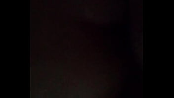 Filmando mientras está distraída