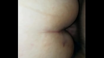 Filmando mientras está distraída