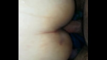 Filmando mientras está distraída