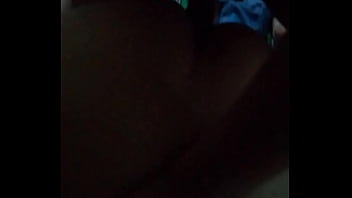 Filmando mientras está distraída