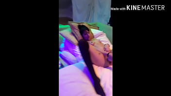 Kandyrayne masterbates while titties get played w