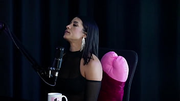 Foi tri campeã nas brs deu muito o cu e as inseguranças das mulheres val mineirinha no swing cast sheer red