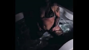 Gordita putita manoseándose