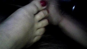 Cum On Redtoenail Wife Feet thumbnail