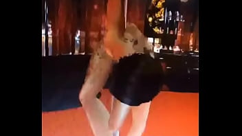 Pole dancer on imvu