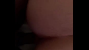 Manman pounds pussy until she cums