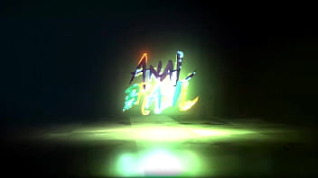 A safada novinha começa com um dedo e enfia a mão nicole oliveira