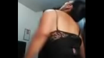 Juicey booty twerk