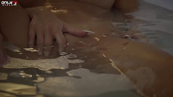 Only3x girls lustful shalina devine masturbating before bath time 1080