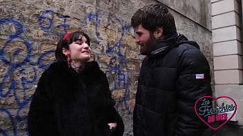 J'ai très envie de prendre mon pied devant la caméra