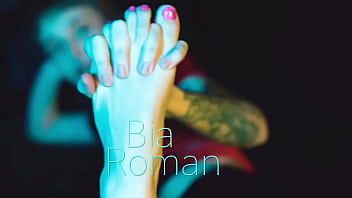 Talking dirty and sucking my toes