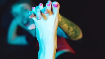 Talking dirty and sucking my toes