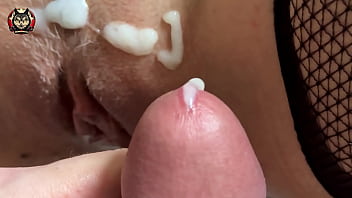 I got some sperm on my pussy close up