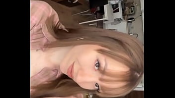 Imagine cumming on this face