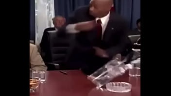 écrivez un titre différent mais toujours pertinent