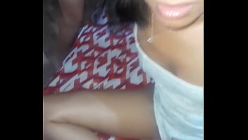 Trio caliente con dos mujeres