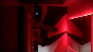 Loira pegando dotado