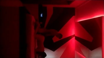 Loira pegando dotado