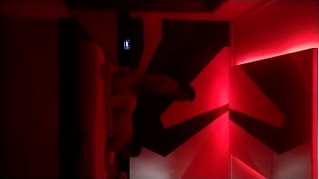 Loira pegando dotado