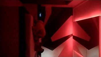 Loira pegando dotado