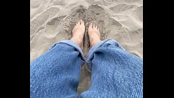 Chilean’s feet on the sand