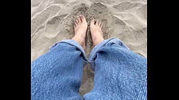 Chilean’s feet on the sand