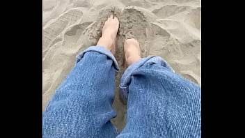 Chilean’s feet on the sand