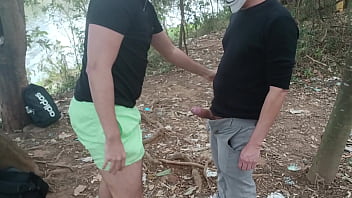 Transando Com Macho Pauzudo Casado Nas Trilhas thumbnail