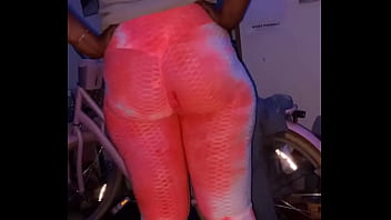 Big booty gape granny built like a stallion Big booty gape granny built like a stallion