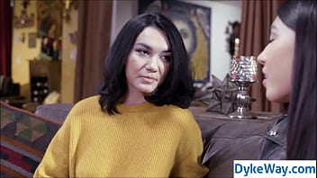 Best friends sister eats my pussy