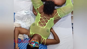 Safada gozando na minha boca carnaval 2025