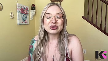 Stuck up femdom cheating wife confesses she loves pussy & girlcock