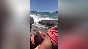 Dotadao meteu mais forte e sem camisinha no cuzinho do twink branquinho gifted put harder and without a condom in the ass of the white twink