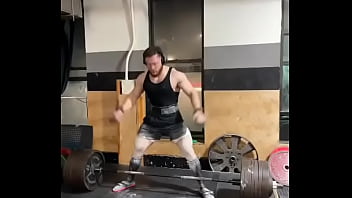 Menacing vegan cunt strokes black 800lb rod