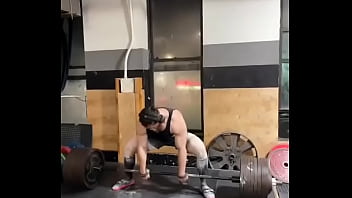 Menacing vegan cunt strokes black 800lb rod