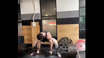 Menacing vegan cunt strokes black 800lb rod