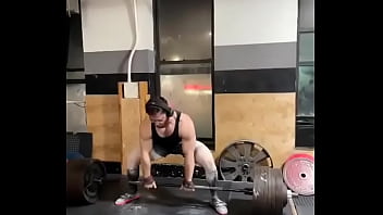 Menacing vegan cunt strokes black 800lb rod