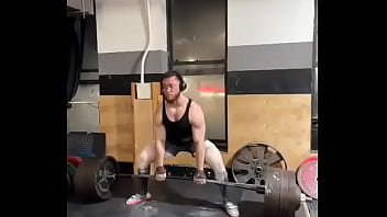 Menacing vegan cunt strokes black 800lb rod