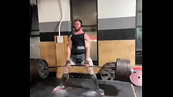 Menacing vegan cunt strokes black 800lb rod