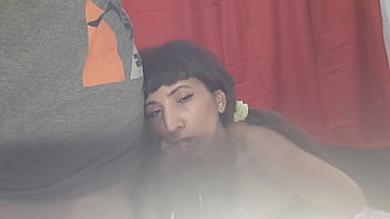 Esa cola pide leche hermosa mujer