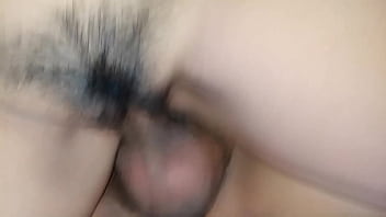 Estudiante se sienta en mi verga como loca hasta sacarme la leche