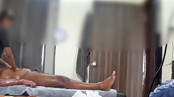 Flashing dick to maid