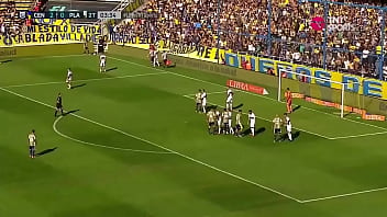 Victoria en el gigante de arroyito