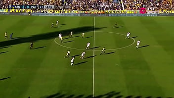 Victoria en el gigante de arroyito Victoria en el gigante de arroyito