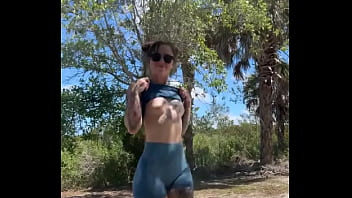 Do you like hikes bet you’d like them with me️