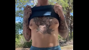 Do you like hikes bet you’d like them with me️