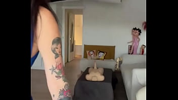 J’ai posté cette petite vidéo ce matin sur instagram sans remarquer un petit détail je viens de l’enlever par p