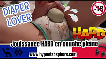 Amoureux Des Couches La Jouissance En Couche Pleine thumbnail