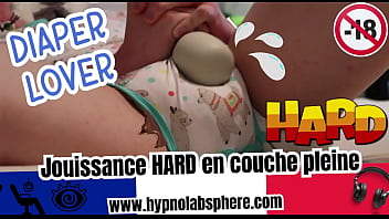 Amoureux Des Couches La Jouissance En Couche Pleine thumbnail